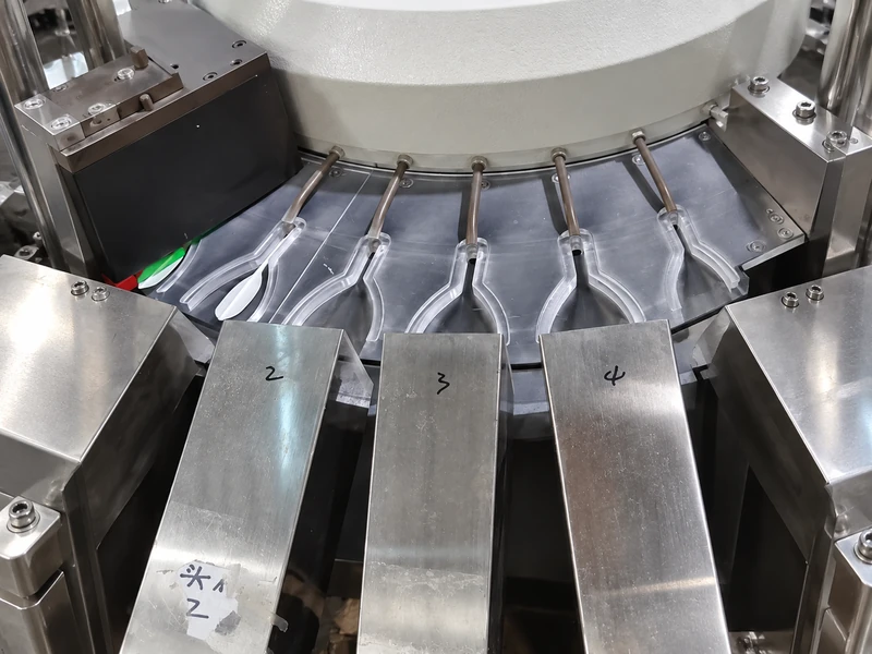 32-lane parallel feather sorting and chute distribution system
